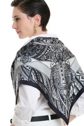 Power of Life - Sort - 90*90 cm - 100% Silke Twill