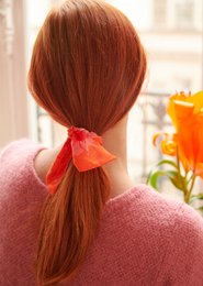 Foulard ruban Virginie Riou « La petite cassiopée orange»