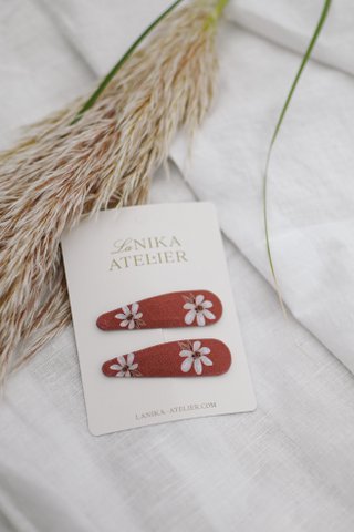 Terracotta brown floral hair clips for girls and woman 