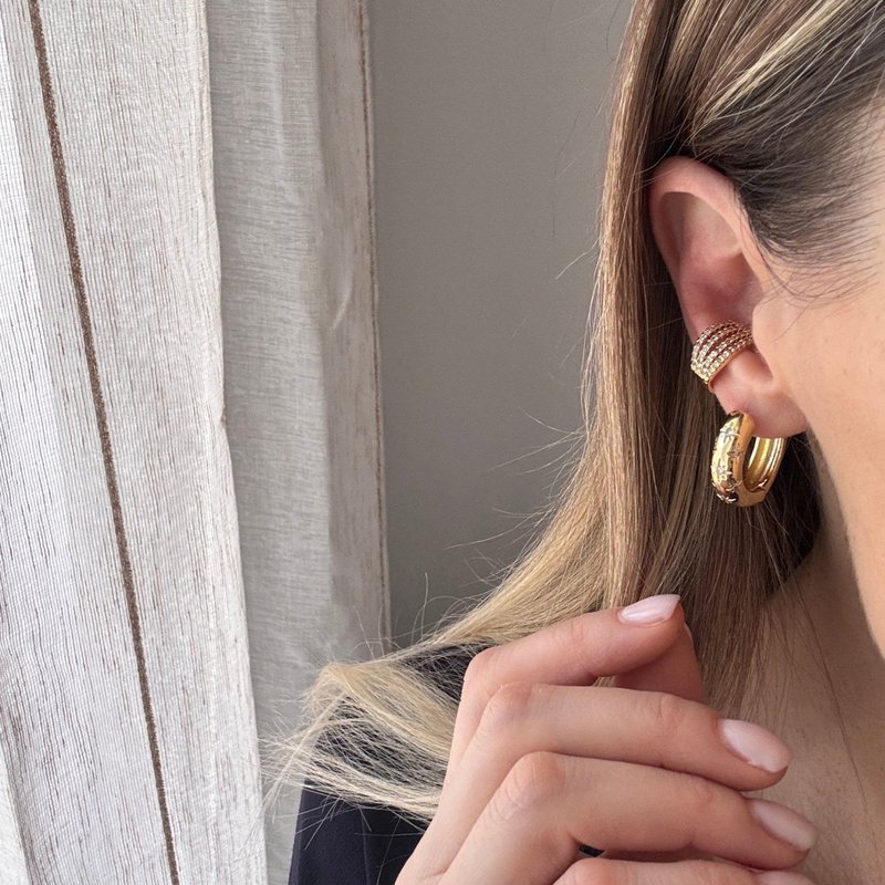 Bold Spark Ear Cuff – Ear Cuff mit vergoldetem Zirkonia