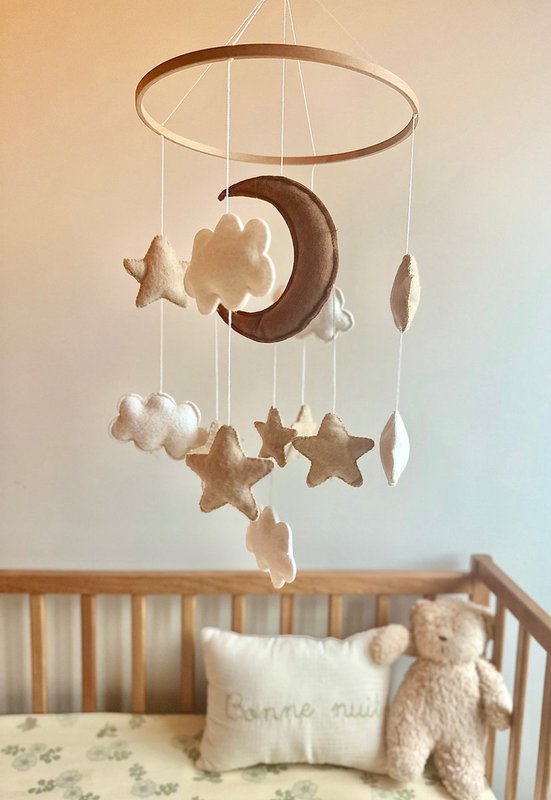 Baby mobil måne og stjerner