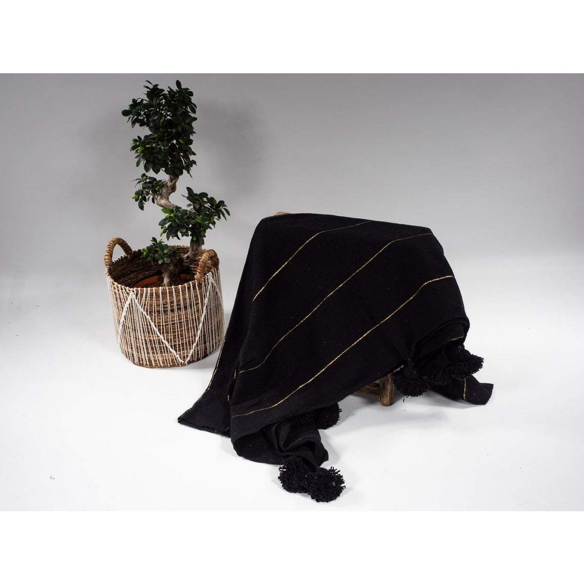 Handmade Berber Pompom Blanket - 100% Cotton