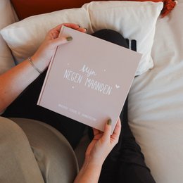 Nine months book | Beige l Sand