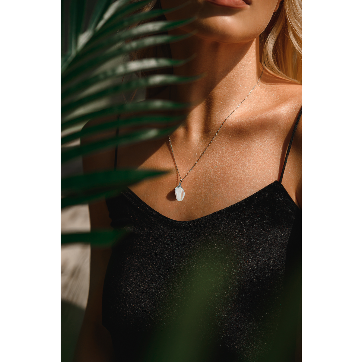 Gemstone necklace with rock crystal - positive energy