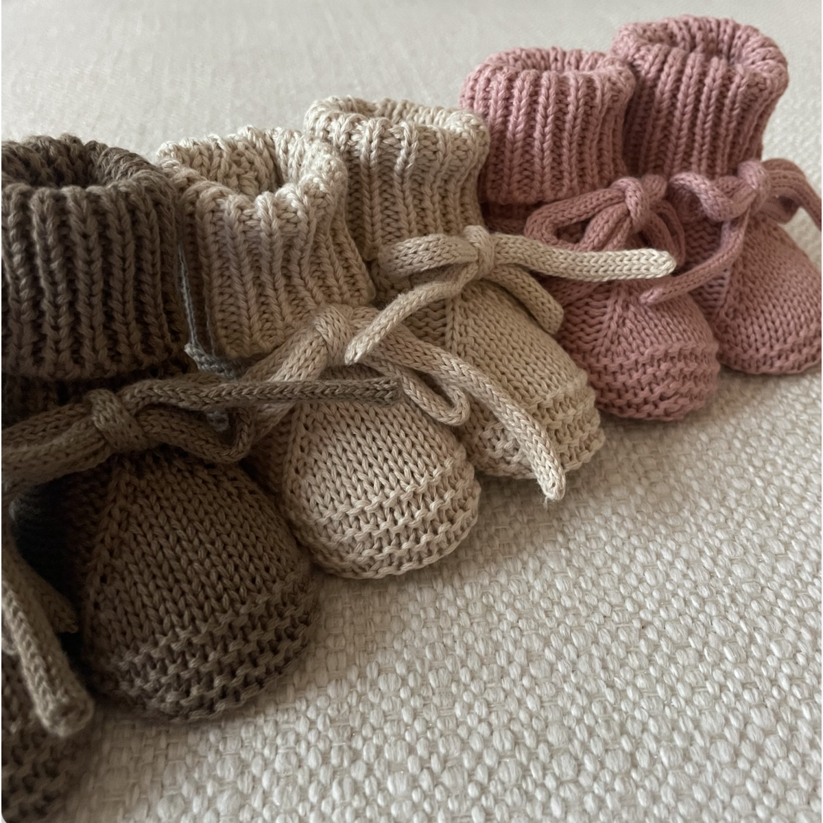 Gestrickte Babyschuhe | Babyschuhe | Chunky Baby Booties | Efeu und Soof