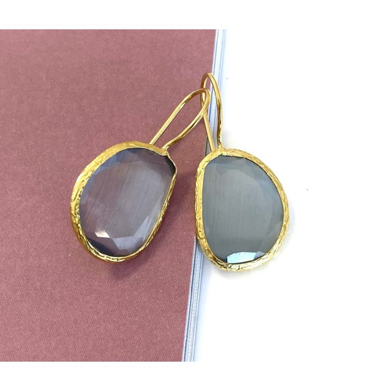 Earrings cateye stone gray