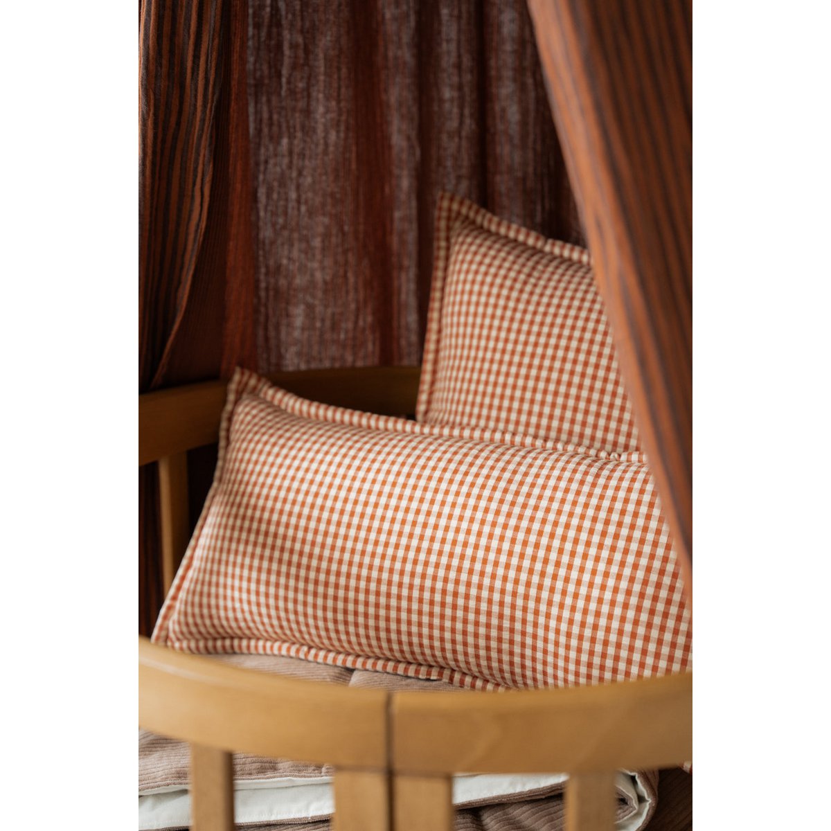 Dosel infantil con volante "rayas marrones"