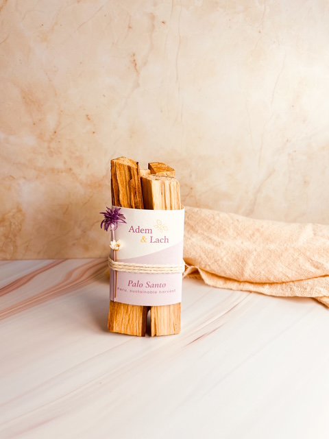 Palos de palo santo