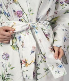 Sateen Bathrobe Kimono Midsummer