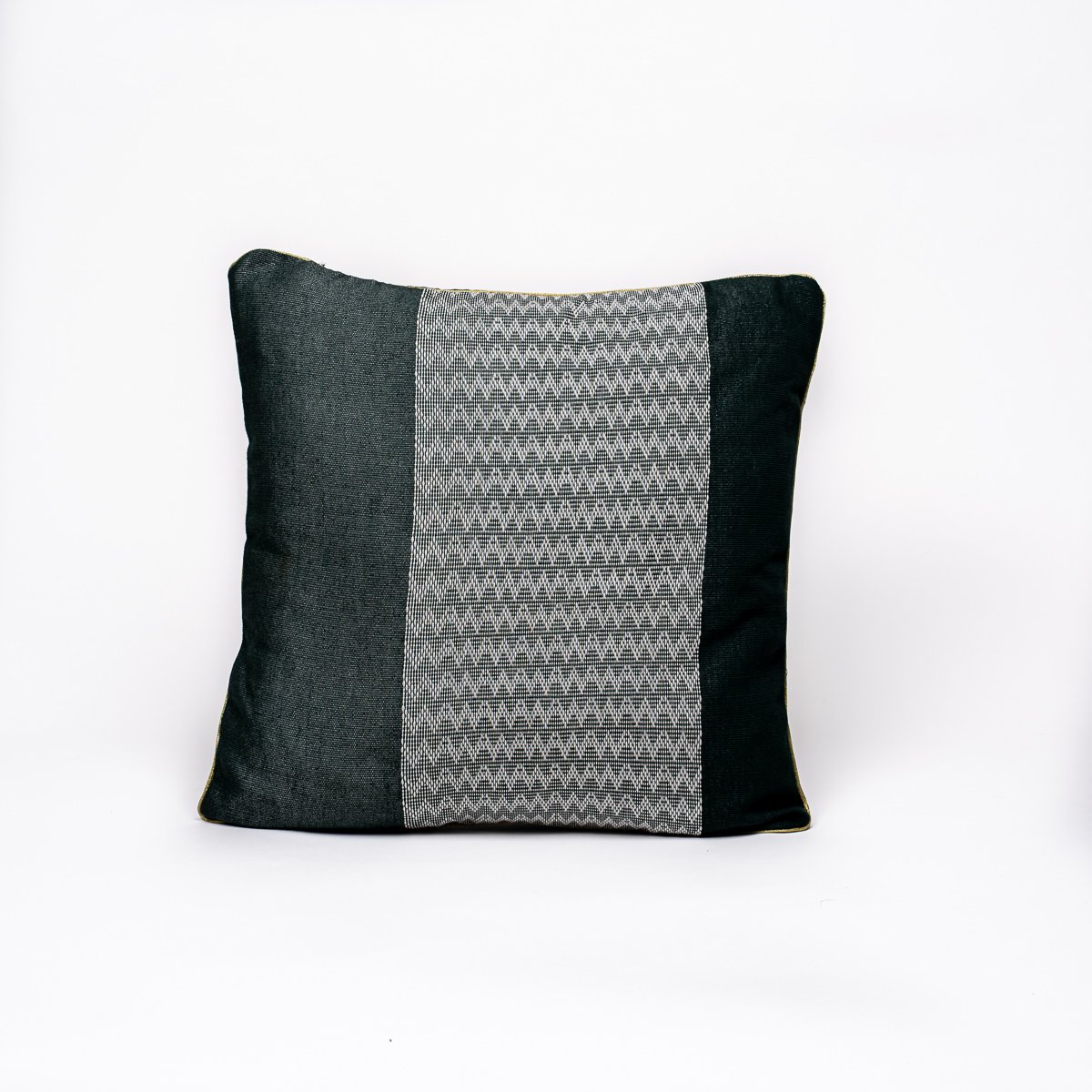 Cim Lio green decorative cushion cover