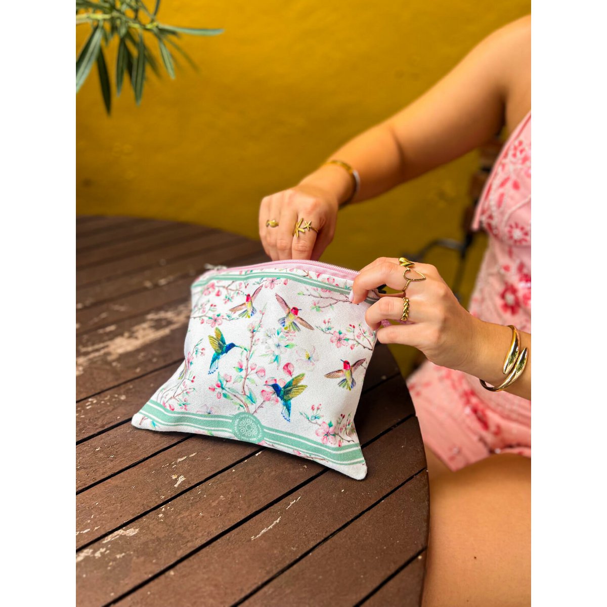 Pouch Apple Blossom