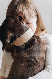 WIDE COLLAR. PINE