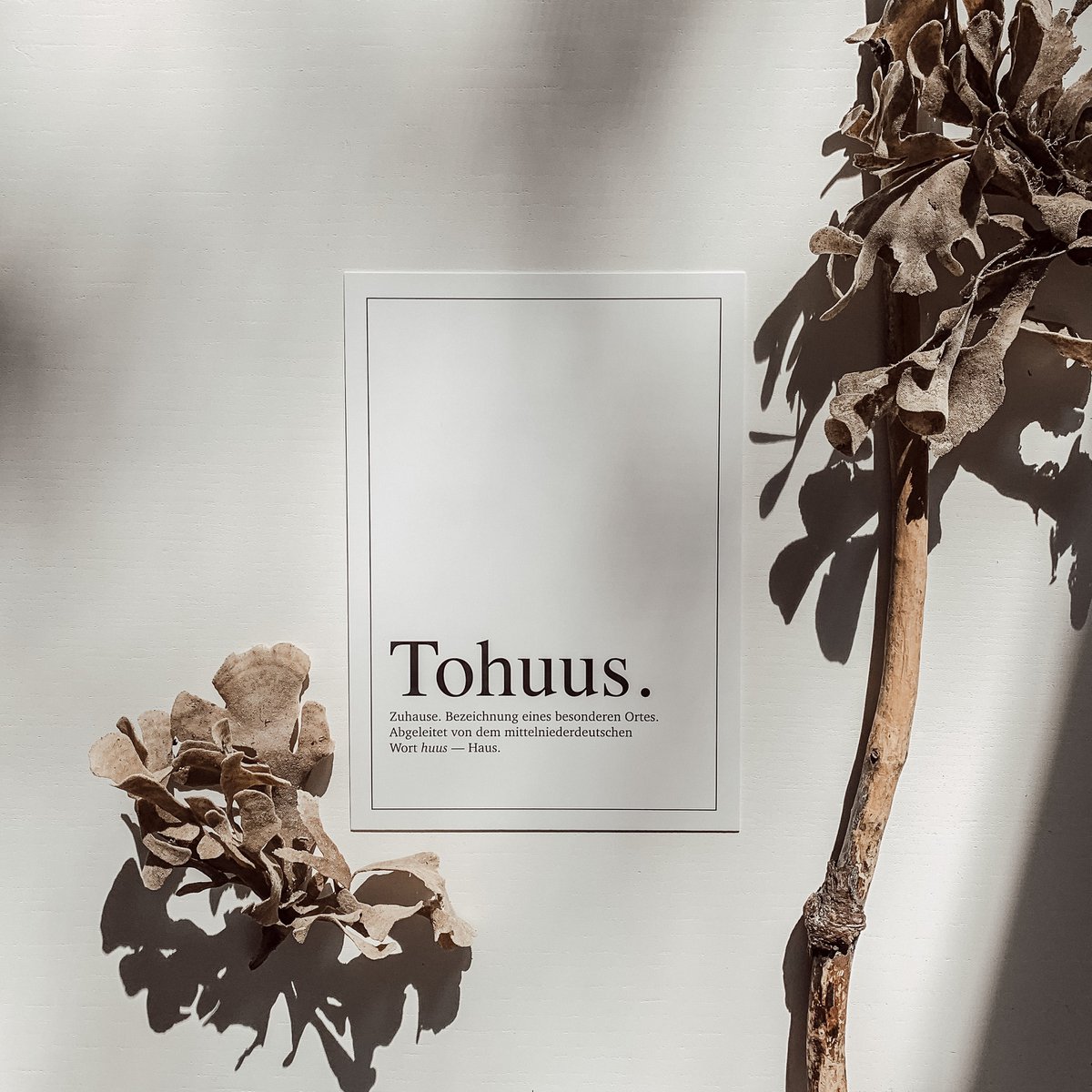 DEFINIZIONE DI TOHUUS POSTCARD