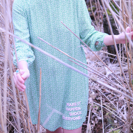 Vestido de verano %23WildBandita VERDE Viscosa estampado Leo %23StatementFashion "The Message Dress"