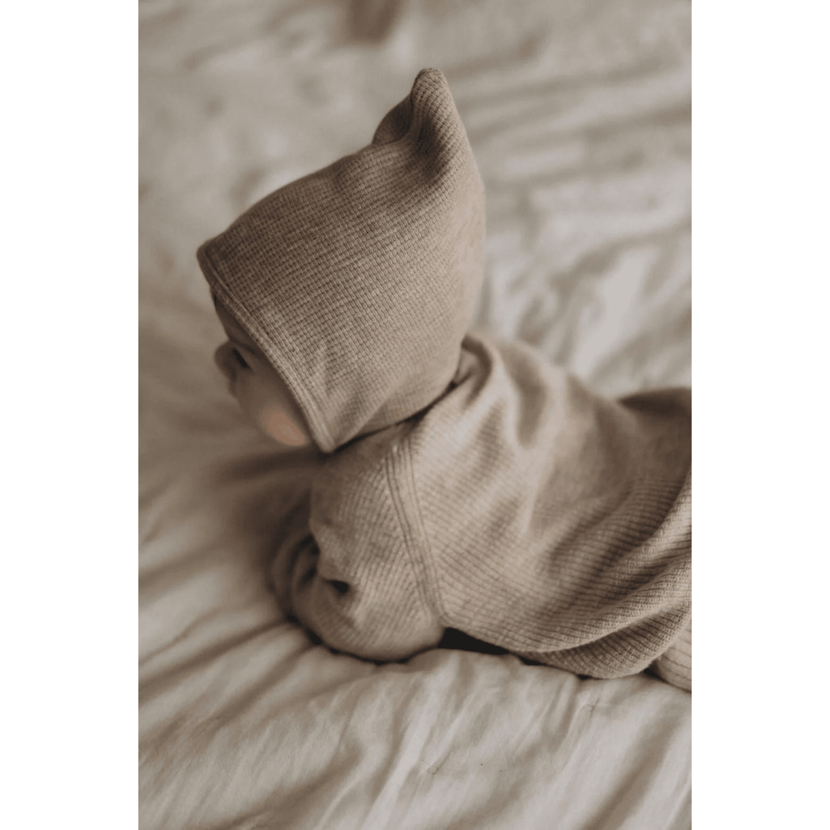 TISU baby pixie bonnet, Oat