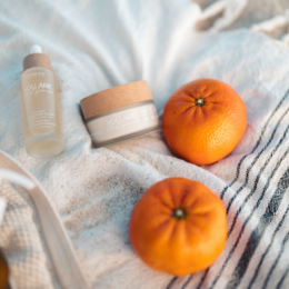 NATURAL LIGHTWEIGHT MOISTURIZER