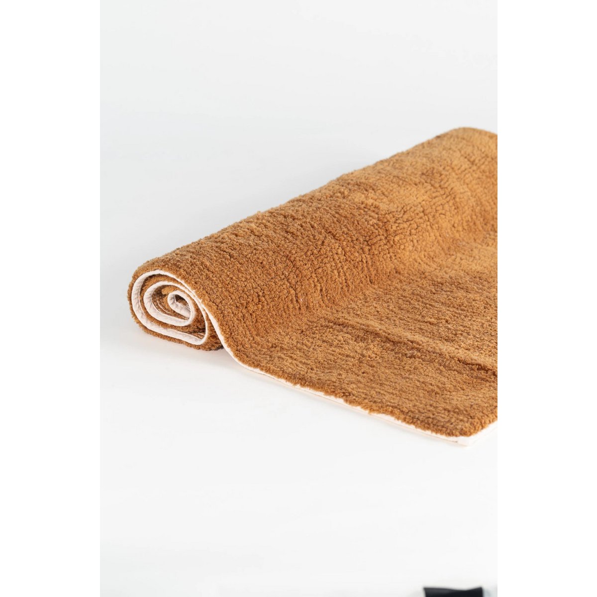 Hand Tufted 100% Cotton Bath Mat – Gold