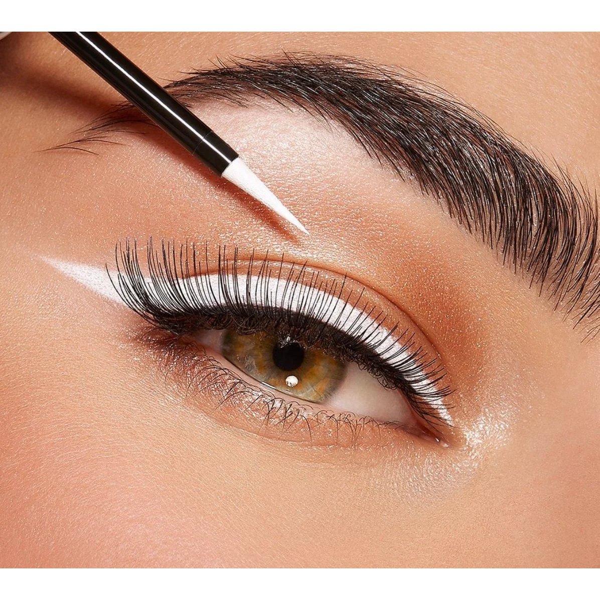Intense white eyeliner 100% natural, vegan & intensely colored