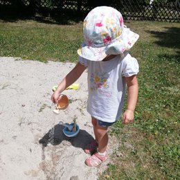 Moja pierwsza zabawka do piasku dla niemowlaka, 7 szt. Mini zestaw do zabawy w piasku z konewką, plastikowa mieszanka słomy pszennej