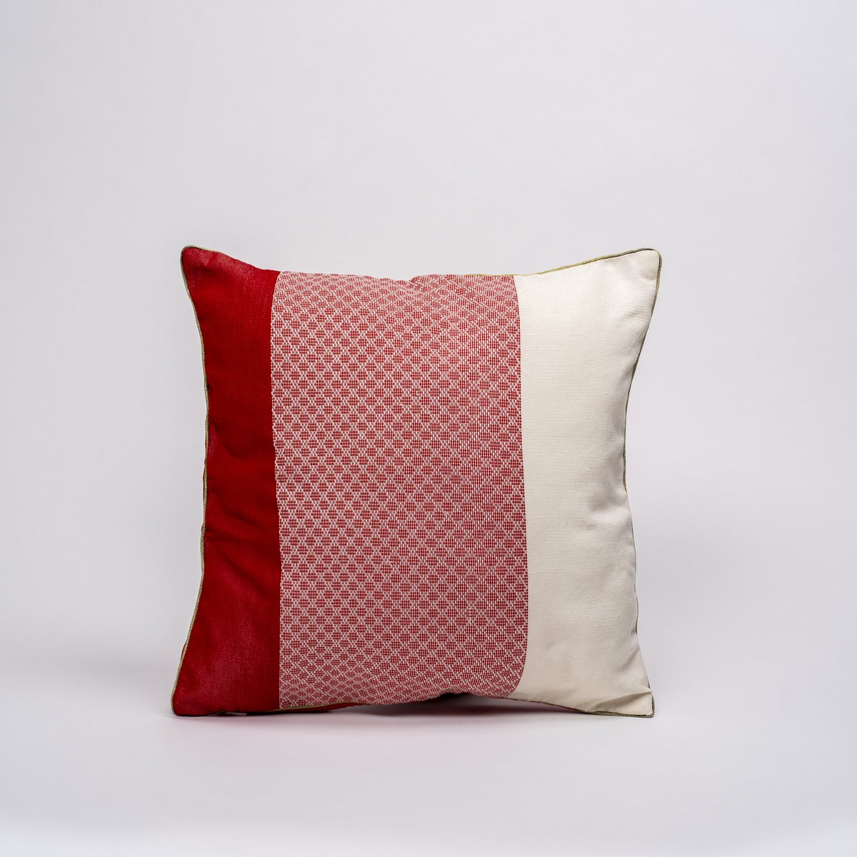 Rouge Deny 40x40cm