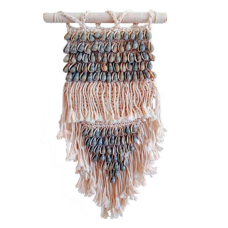 Macrame en schelpen boho wanddecoratie