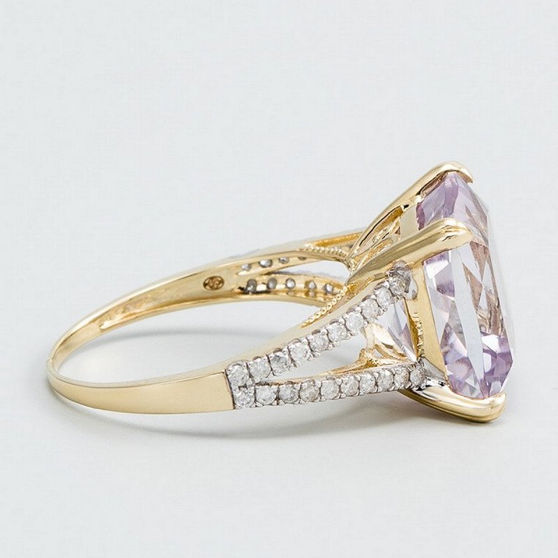 Bague or jaune "PINK FICTION" diamants 0,25 carat et améthyste rose 7,92 carat