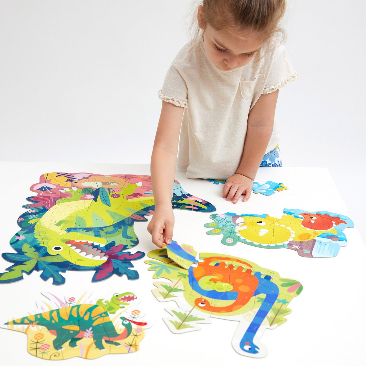 Hands at Play Dinosaurs 3+