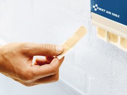 Gipsdispenser Førstehjælp Kun vandtæt indhold 90 stk