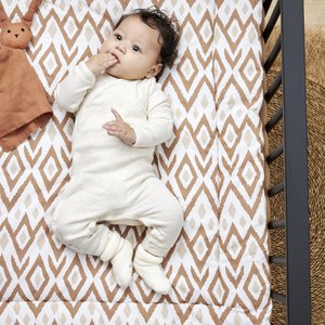 Laufgittermatte aus gewebtem Ikat-Sand/Toffee