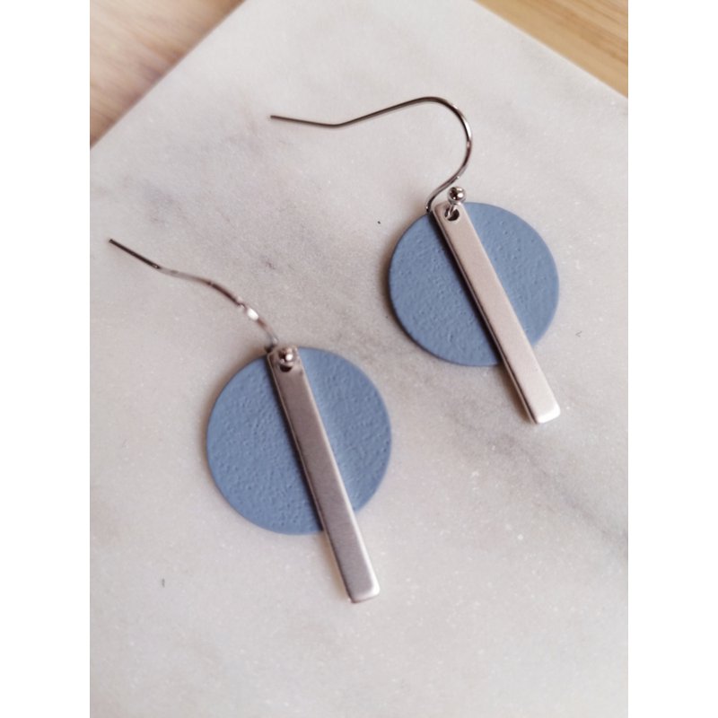 Oona (light blue-silver)