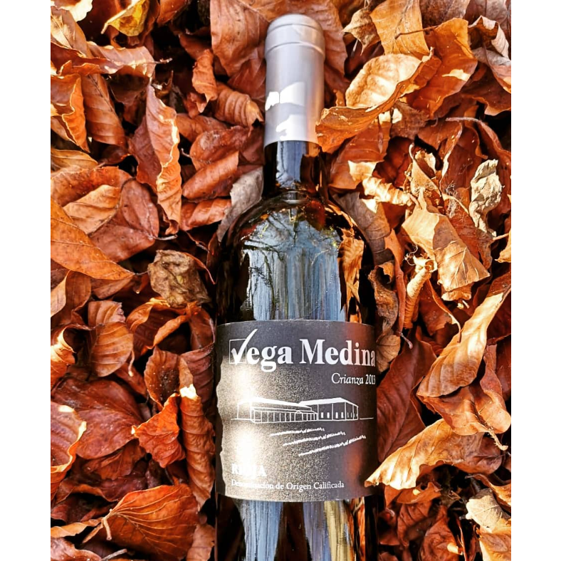 Crianza red wine D.O.Ca. Rioja Vega Medina