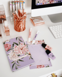 Lista de tareas en lujoso floral lila