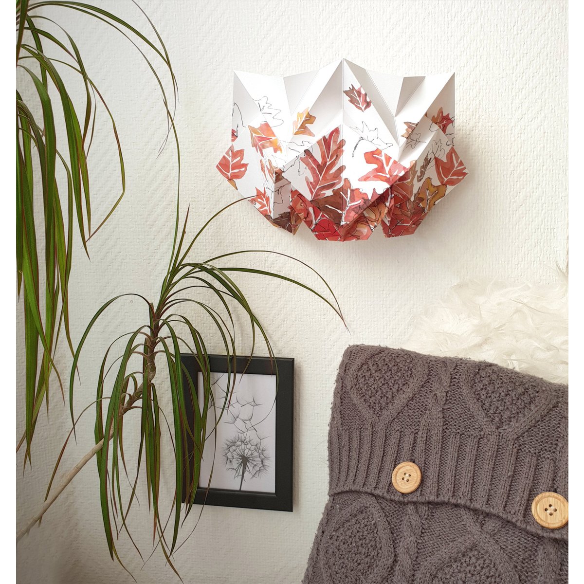 Papierowy kinkiet origami - jesienny wzór