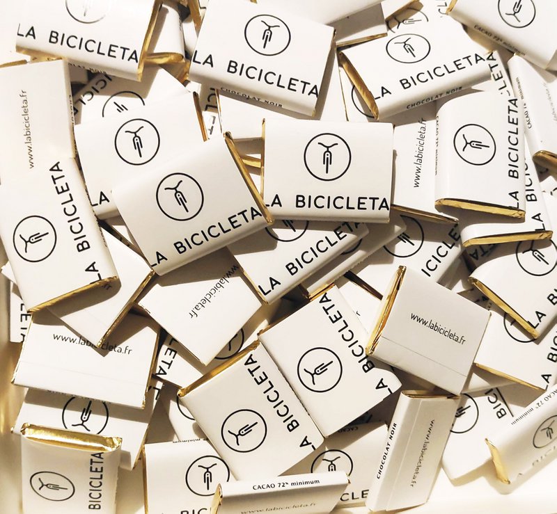 Creëer uw gepersonaliseerde chocoladeboodschap en/of logo