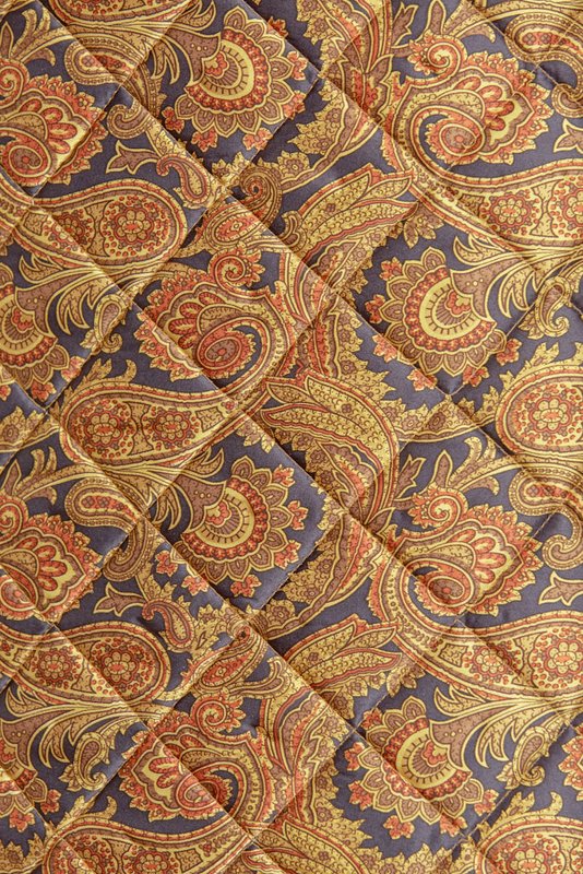Koc ze sztucznego futra Hobart doublure en soie naturelle paisley bleue
