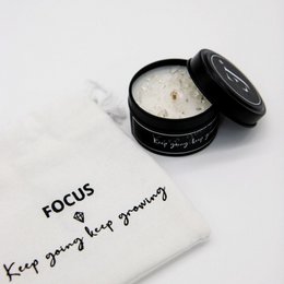 Kerze mit Zitat in einer Dose – „Keep getting keep grow“ (kleine Größe)