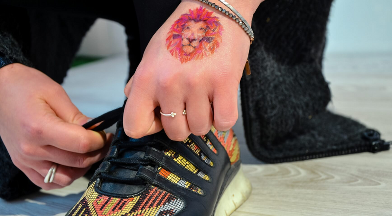 Tatuaje temporal: León