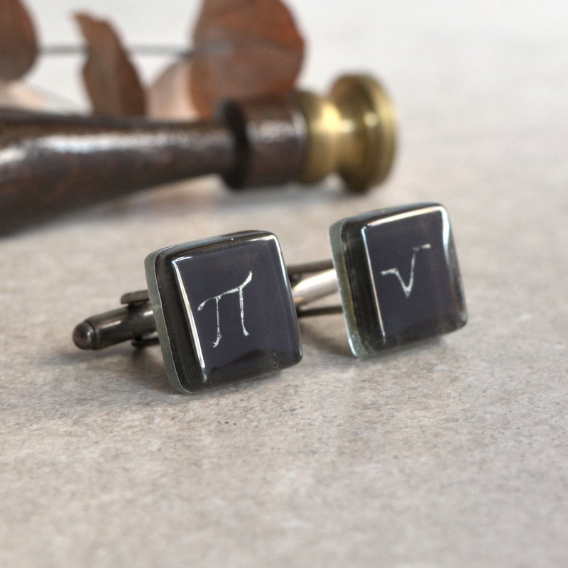 Science Cuff Links med matematiksymboler PI og Square Root, Black Color, Wedding Accessories til mænd