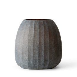 Organic vase, smoke