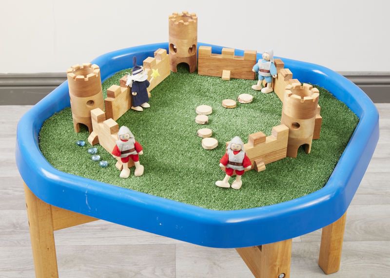 Gemütlicher Rasenspielzeugeinsatz für Mini Tuff Spot Tably - Discover Tisch