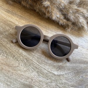 sunglasses taupe