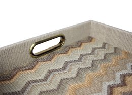 Plateau zigzag orange brun rectangulaire avec poignées en laiton