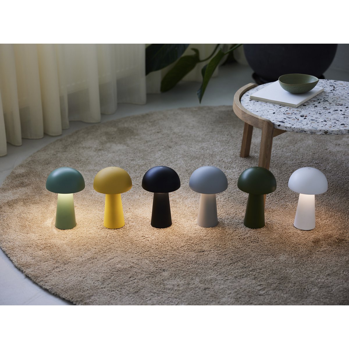 BORDLAMPE MOVE ME STØVET GUL