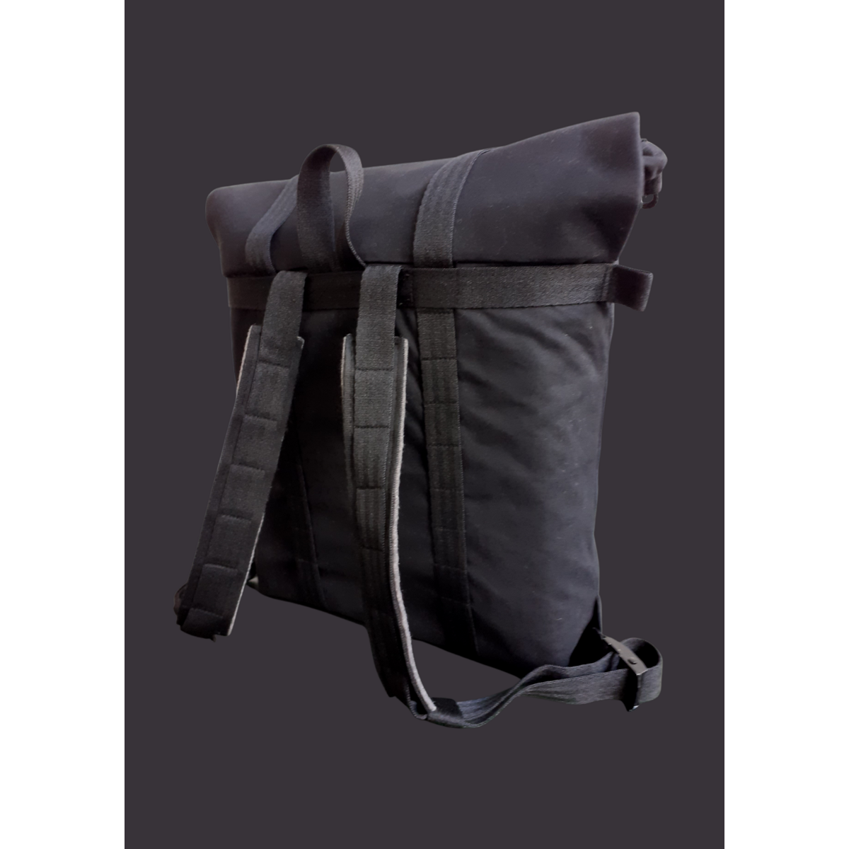 ROLL TOP Y BOLSA ESCOLAR NEGRO PROFUNDO