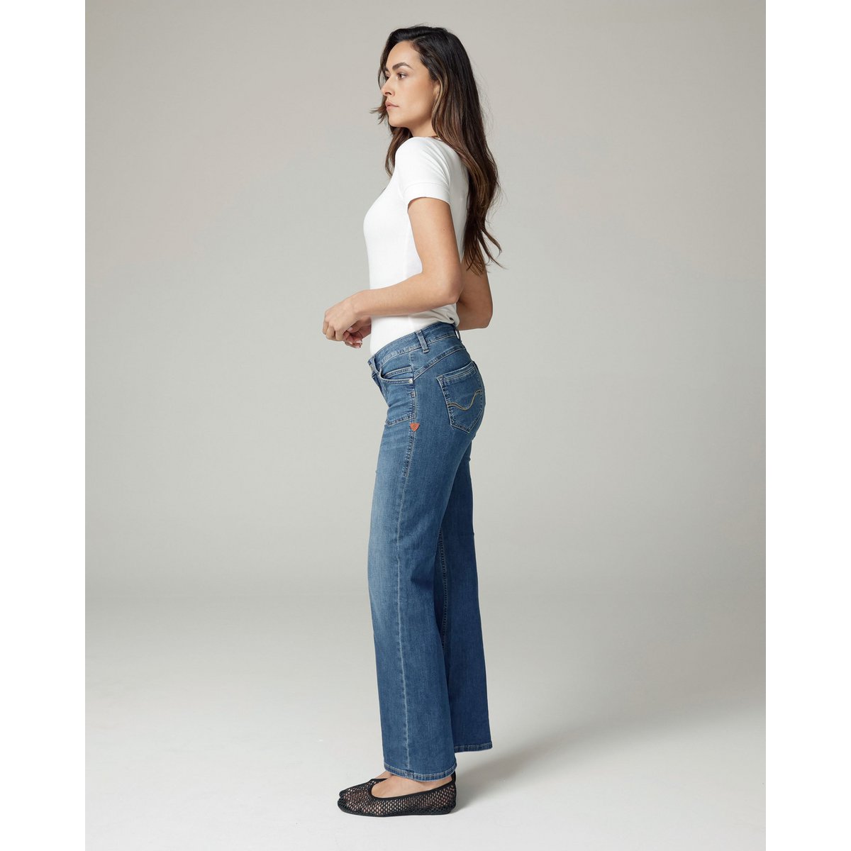 Jeans a vita media a gamba larga blu lavaggio usato chiaro | La Lolita