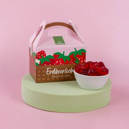 Koszyczek truskawkowy truskawkowa miłość 70g gumy owocowej