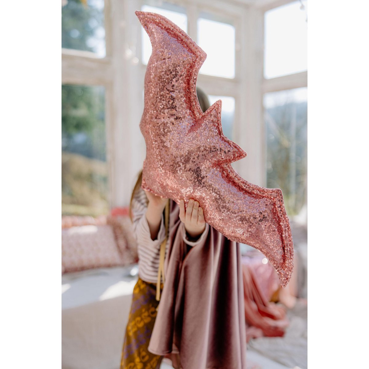 Almohada de murciélago rosa de Halloween, decoración divertida del hogar, cojín de murciélago para habitación de niñas, decoración de la sala de Halloween, cojín de bate de lentejuelas, regalo para niña