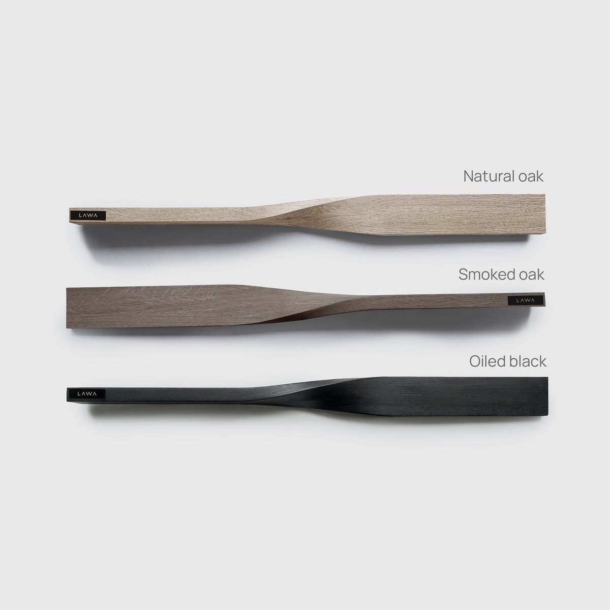 Magnetic Twist Shelf in Oak