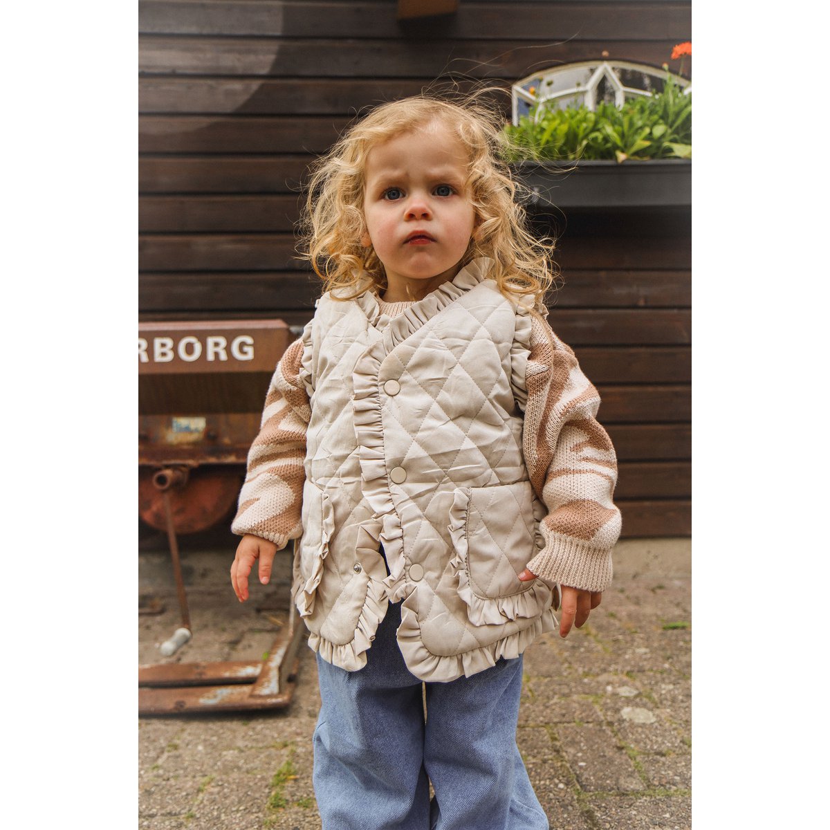Piper Ruffle Vest 