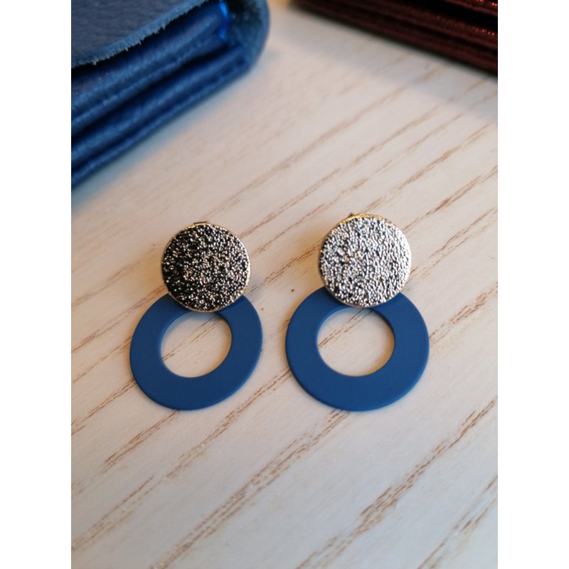 Dani (gold-blue)